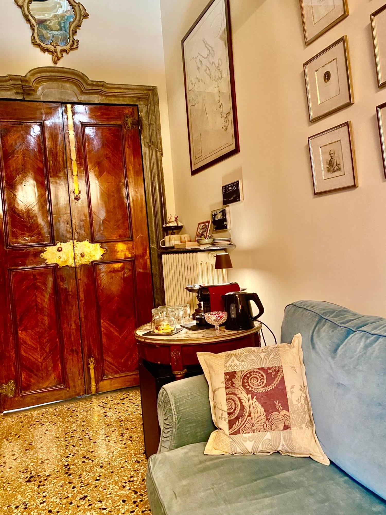 Venice Palace Luxury Suites Ngoại thất bức ảnh